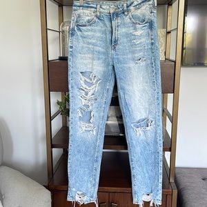 Distressed American eagle mom jeans